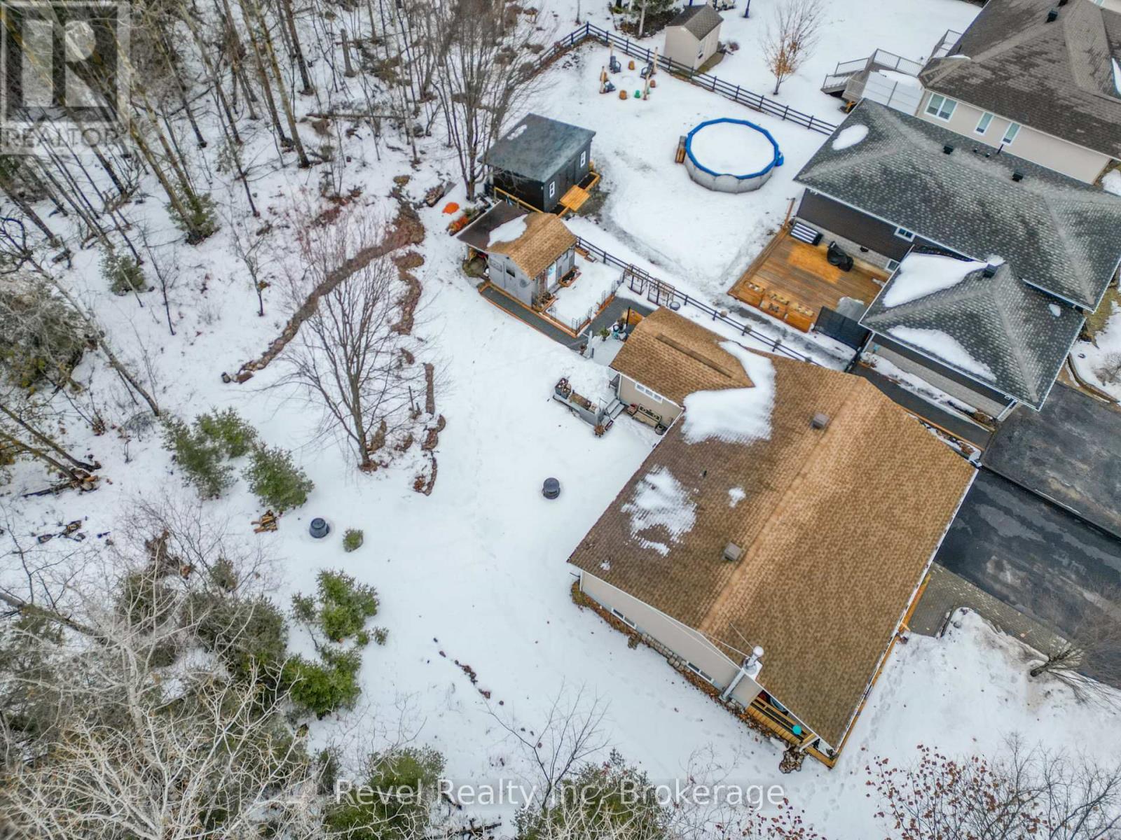 174 GOLF COURSE ROAD, Callander, Ontario