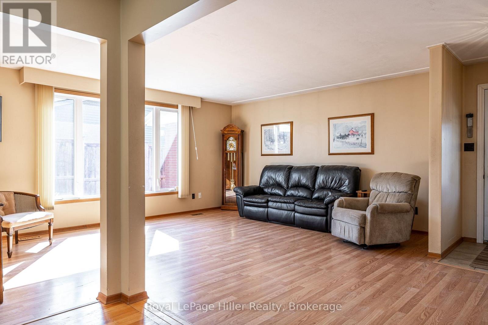 16 PARK LANE DRIVE - 18