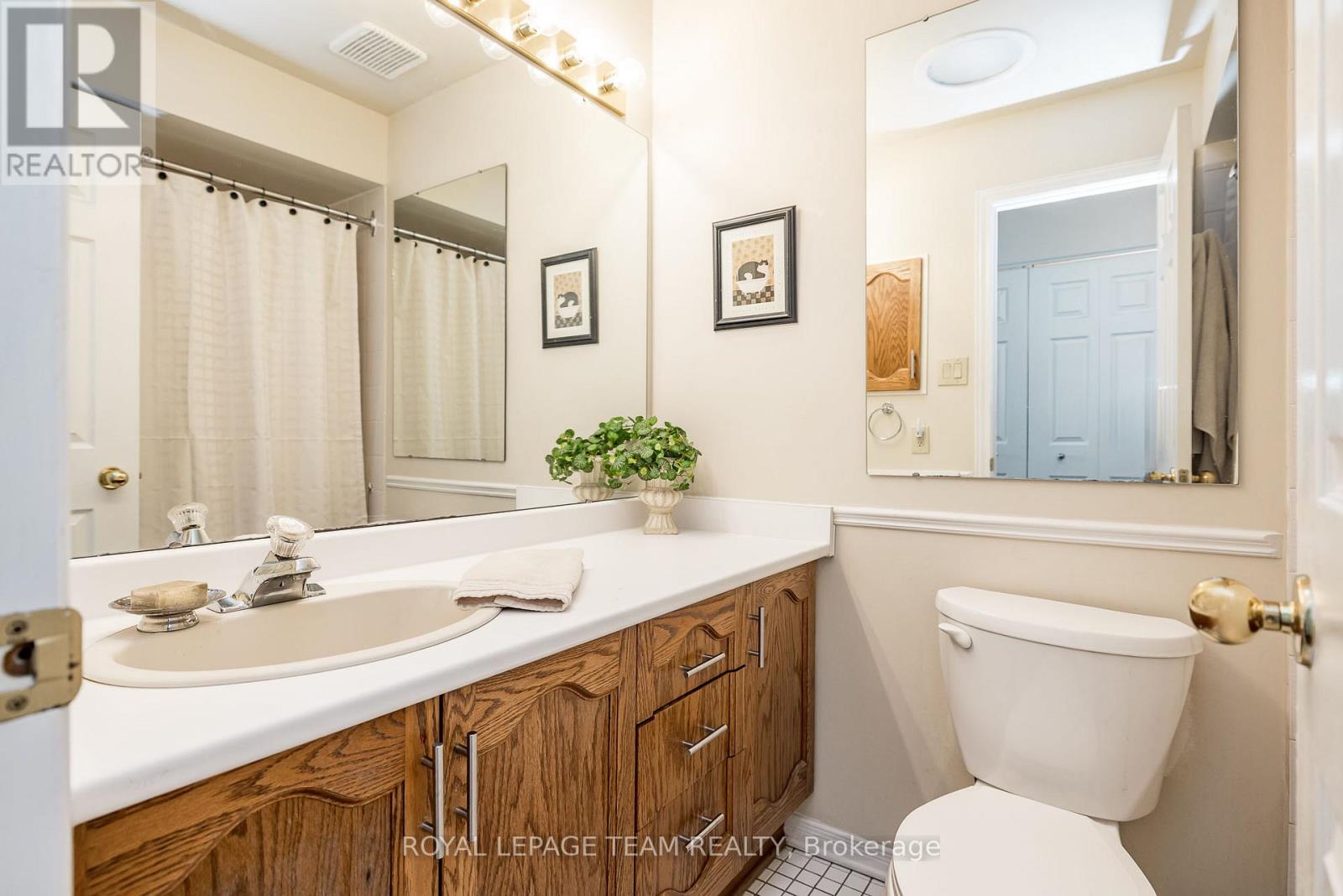 27 PINE NEEDLES COURT - 19
