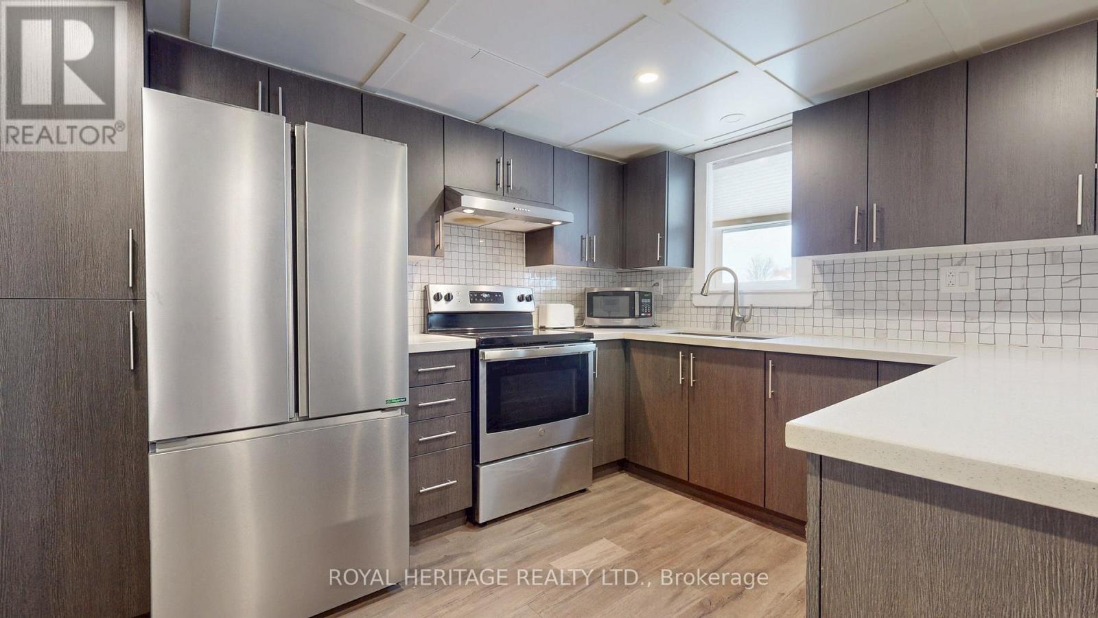 100 CROMWELL AVENUE - 7