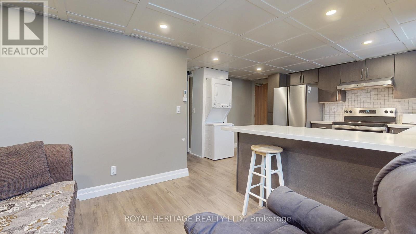 100 CROMWELL AVENUE - 9