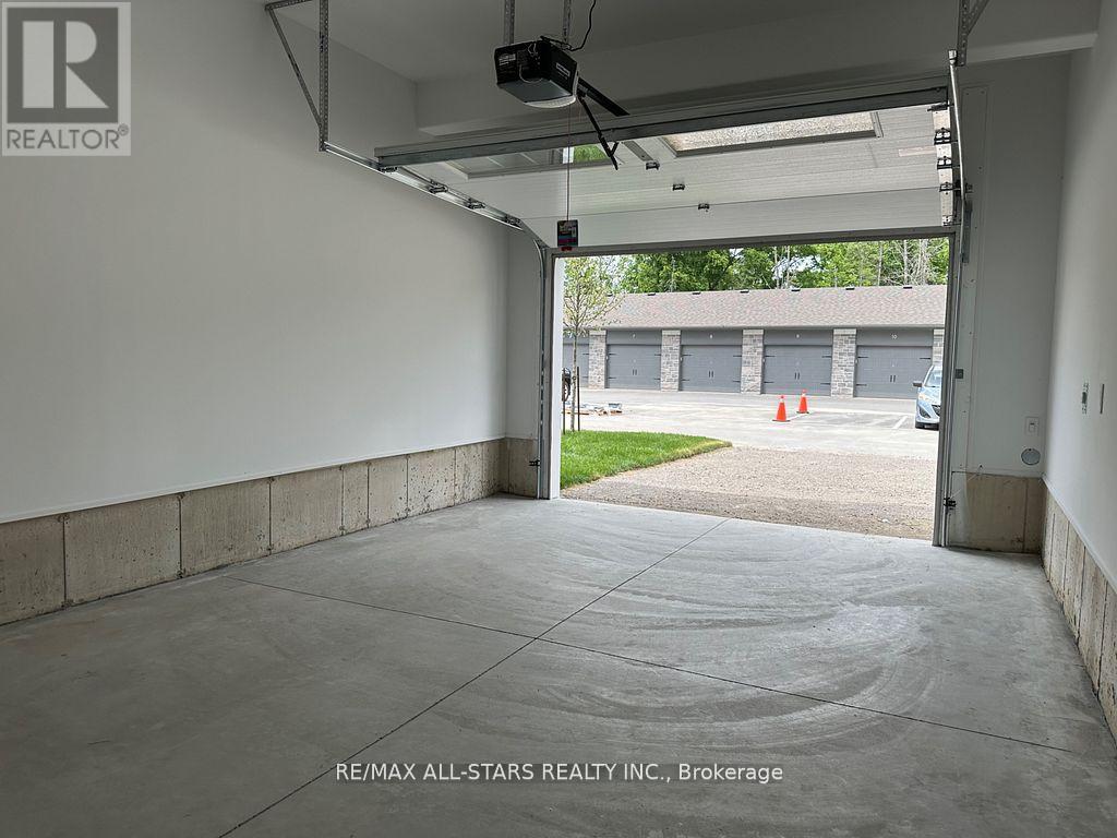 6 - 21 HAMPTON LANE — photo 28