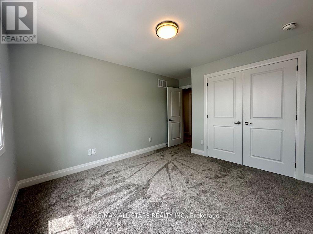 6 - 21 HAMPTON LANE — photo 39