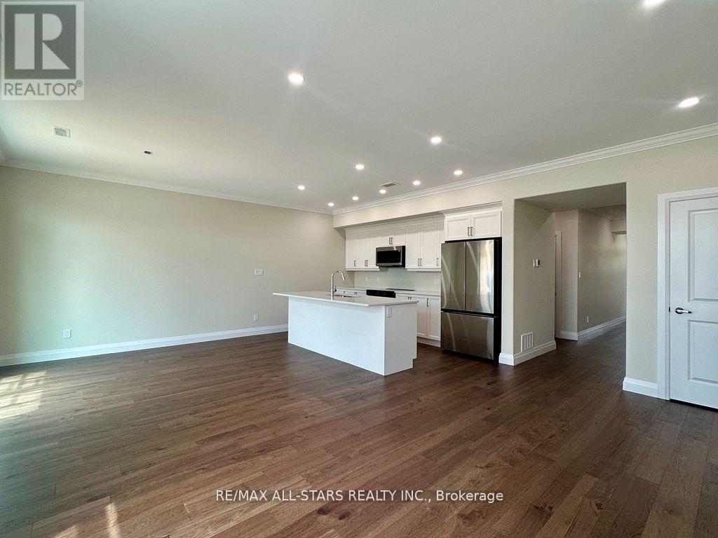 6 - 21 HAMPTON LANE — photo 40