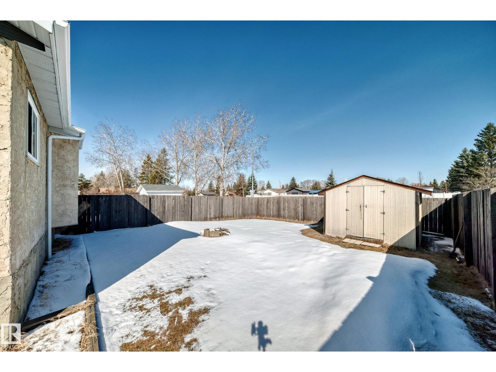 4432 33A AV NW, Edmonton