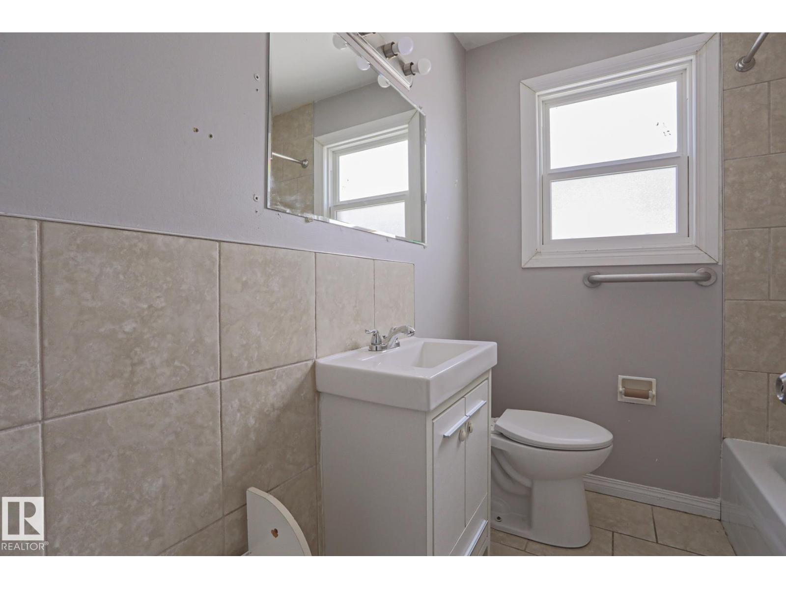 9007 129B AV NW, Edmonton