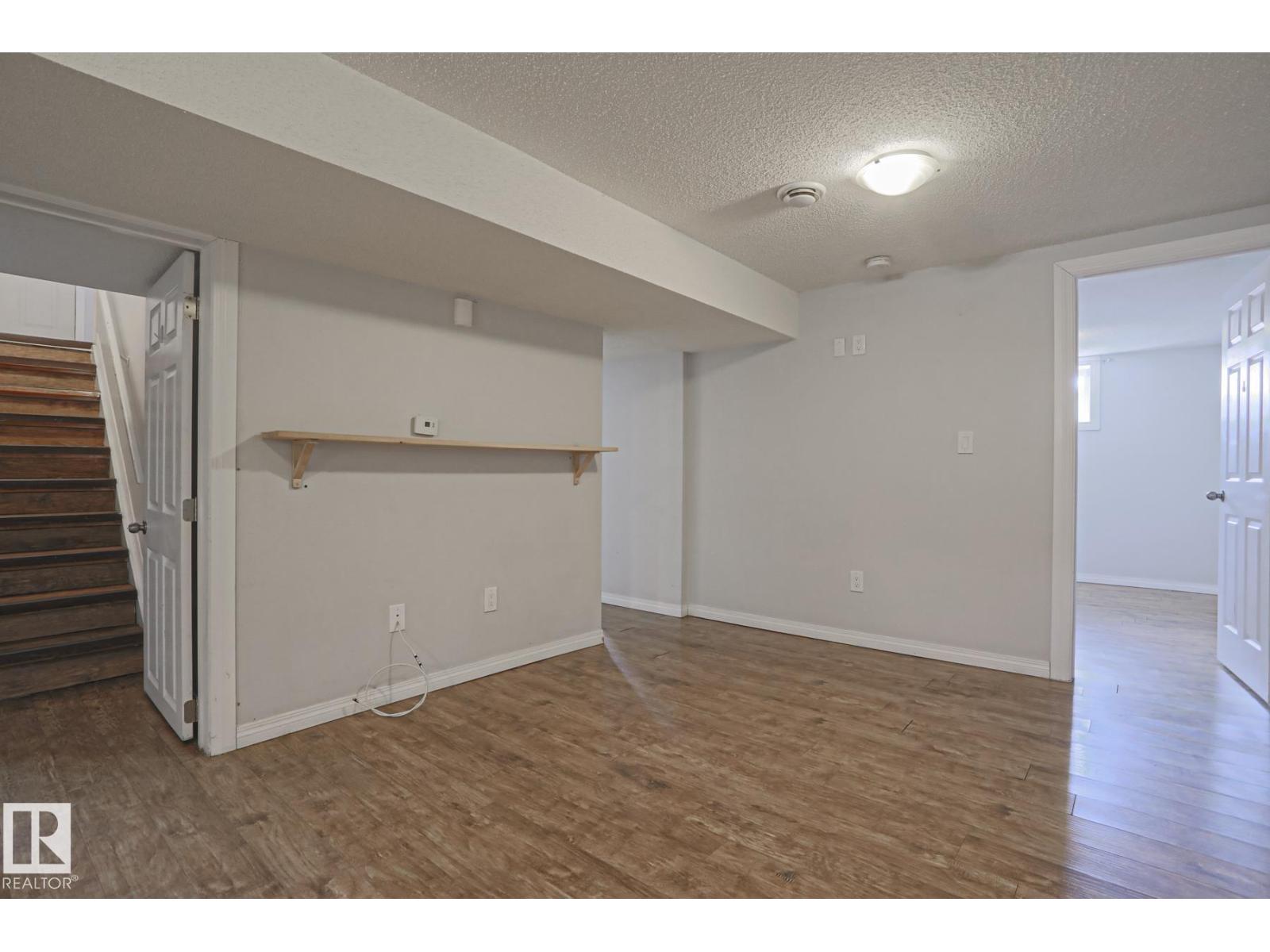 9007 129B AV NW, Edmonton