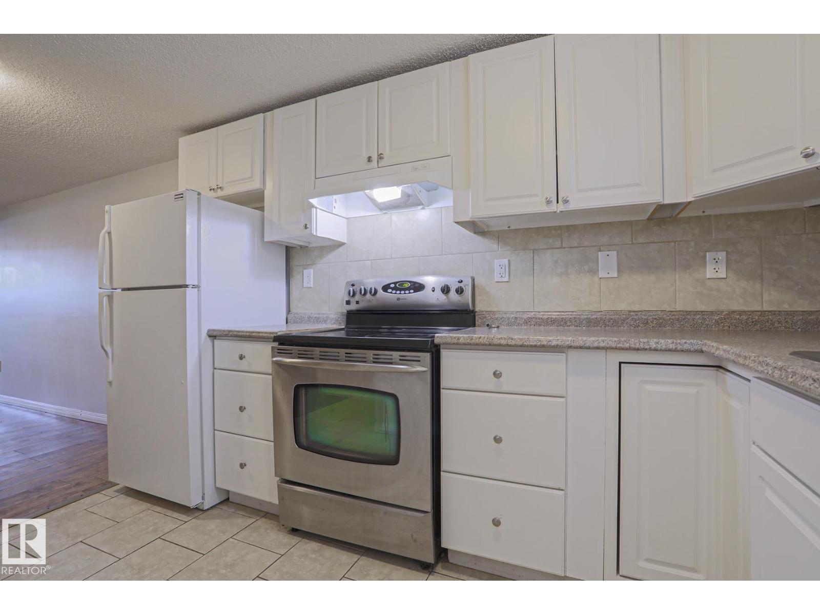 9007 129B AV NW, Edmonton