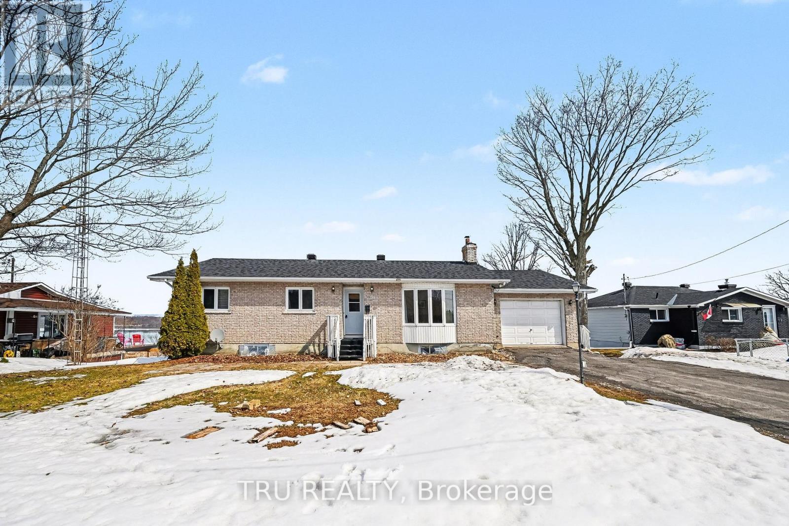 3717 PRUDHOMME STREET - 3