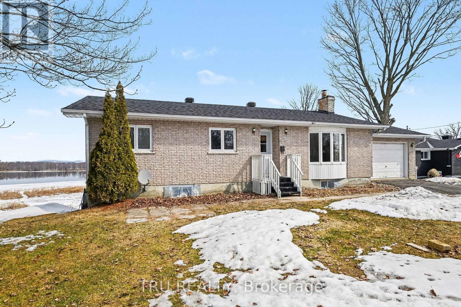 3717 PRUDHOMME STREET - 4