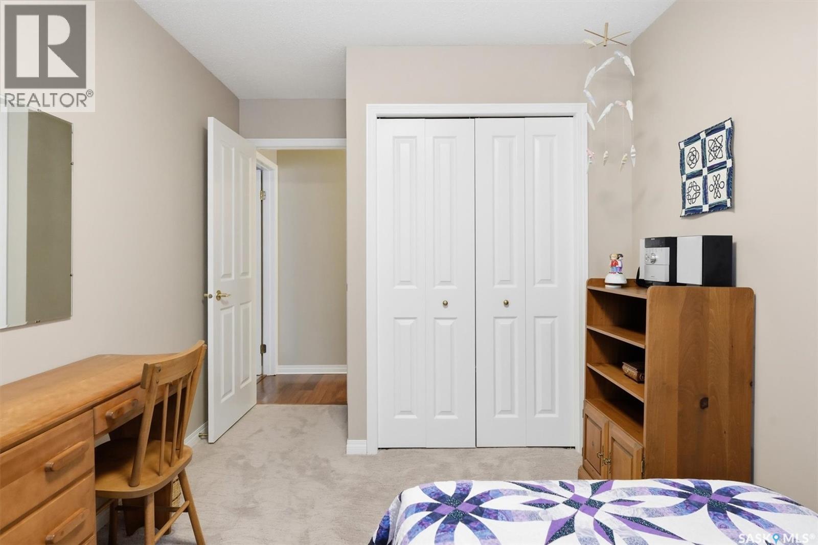 #16 310 KINGSMERE BOULEVARD - 25