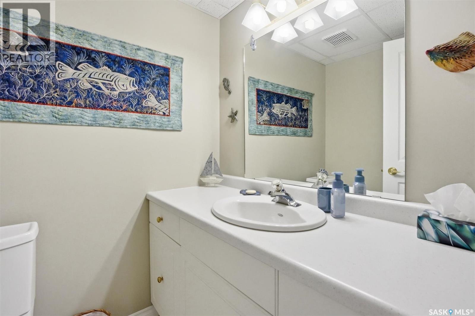 #16 310 KINGSMERE BOULEVARD - 34