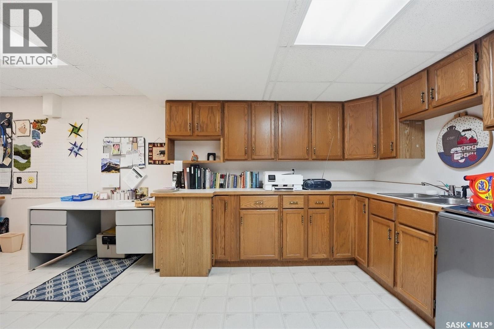 #16 310 KINGSMERE BOULEVARD - 36