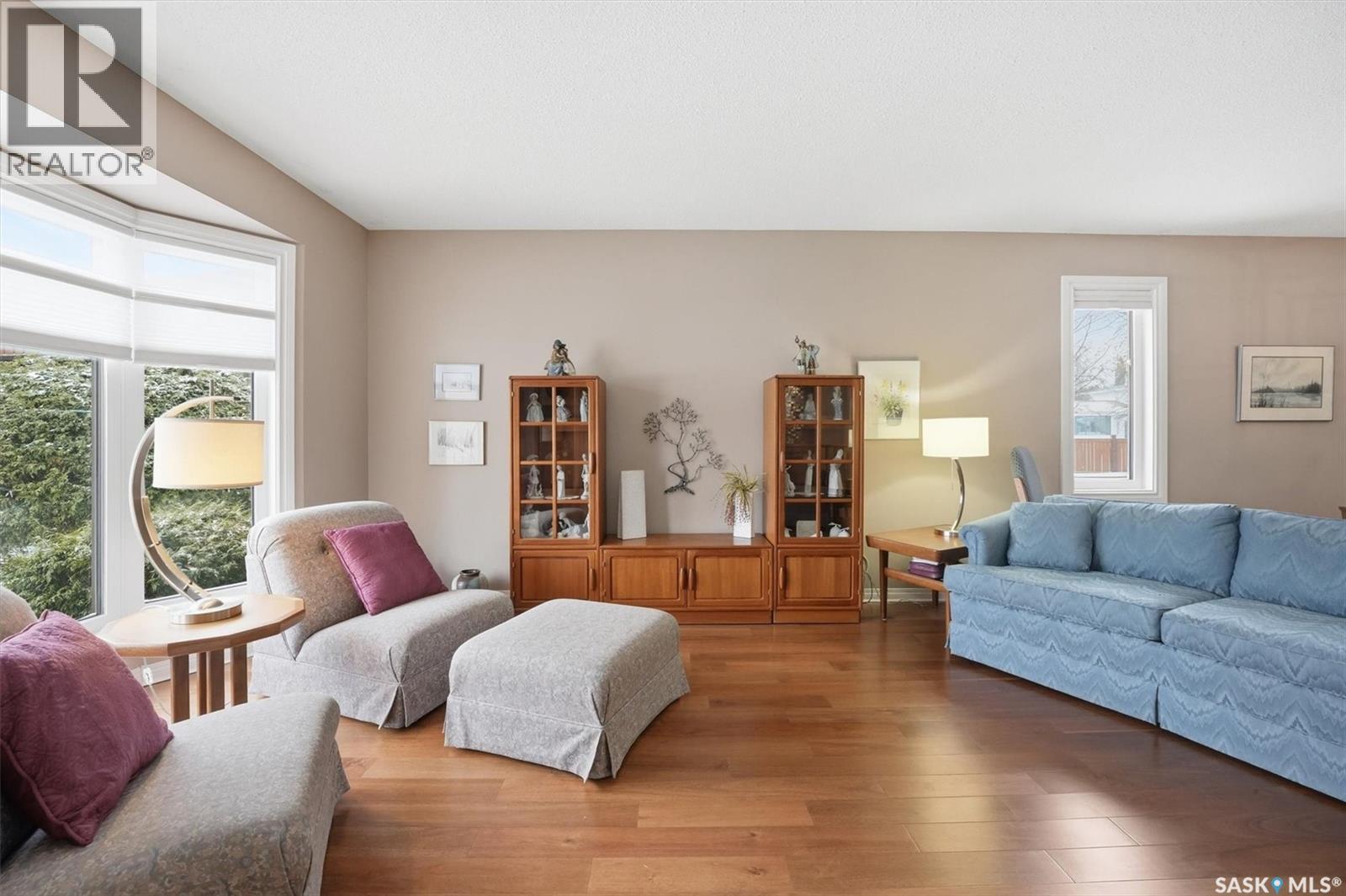 #16 310 KINGSMERE BOULEVARD - 4