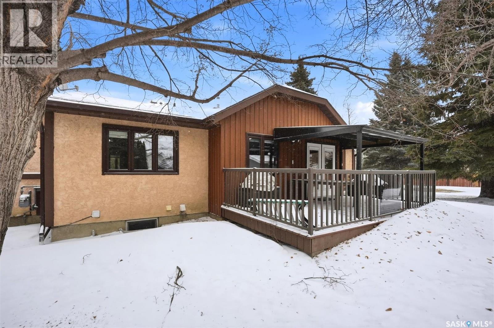 #16 310 KINGSMERE BOULEVARD - 41