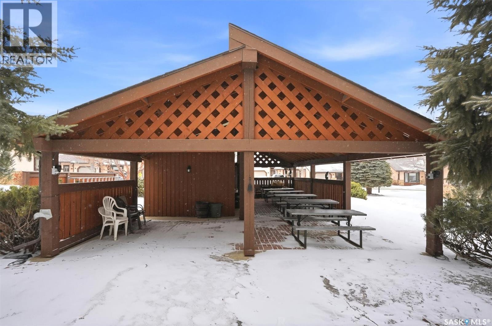 #16 310 KINGSMERE BOULEVARD - 46