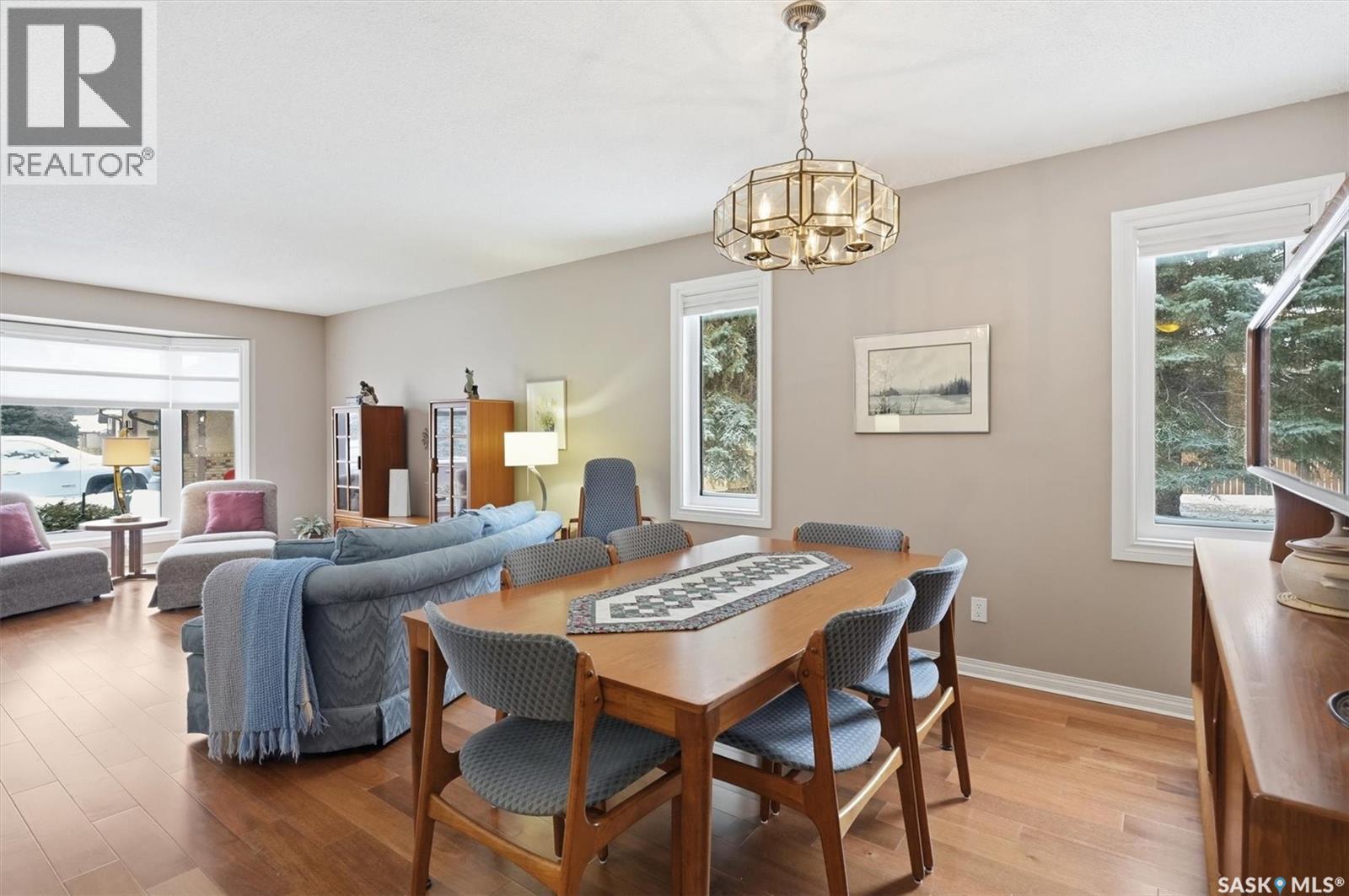 #16 310 KINGSMERE BOULEVARD - 9