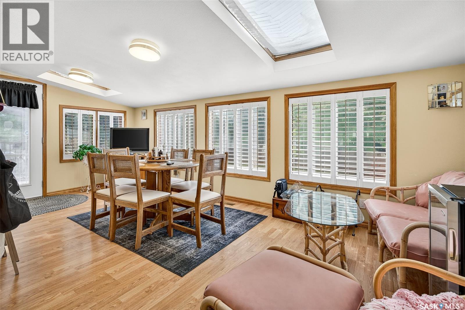 80 BLUEBELL CRESCENT - 11