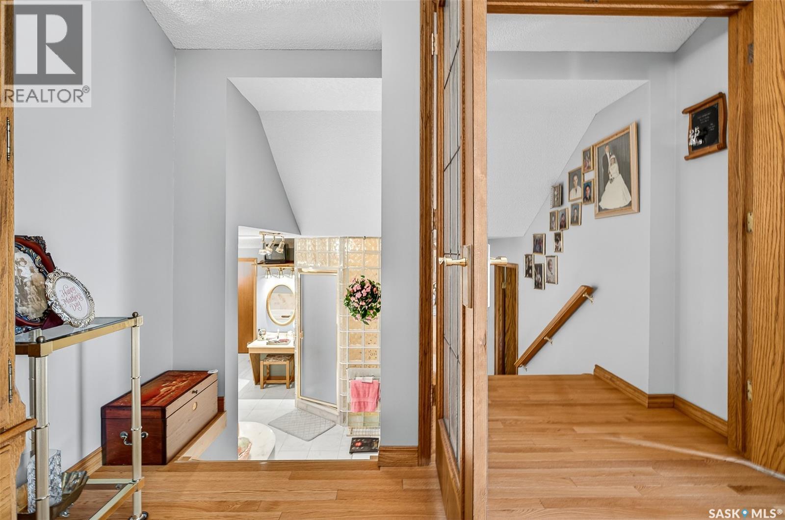 80 BLUEBELL CRESCENT - 28