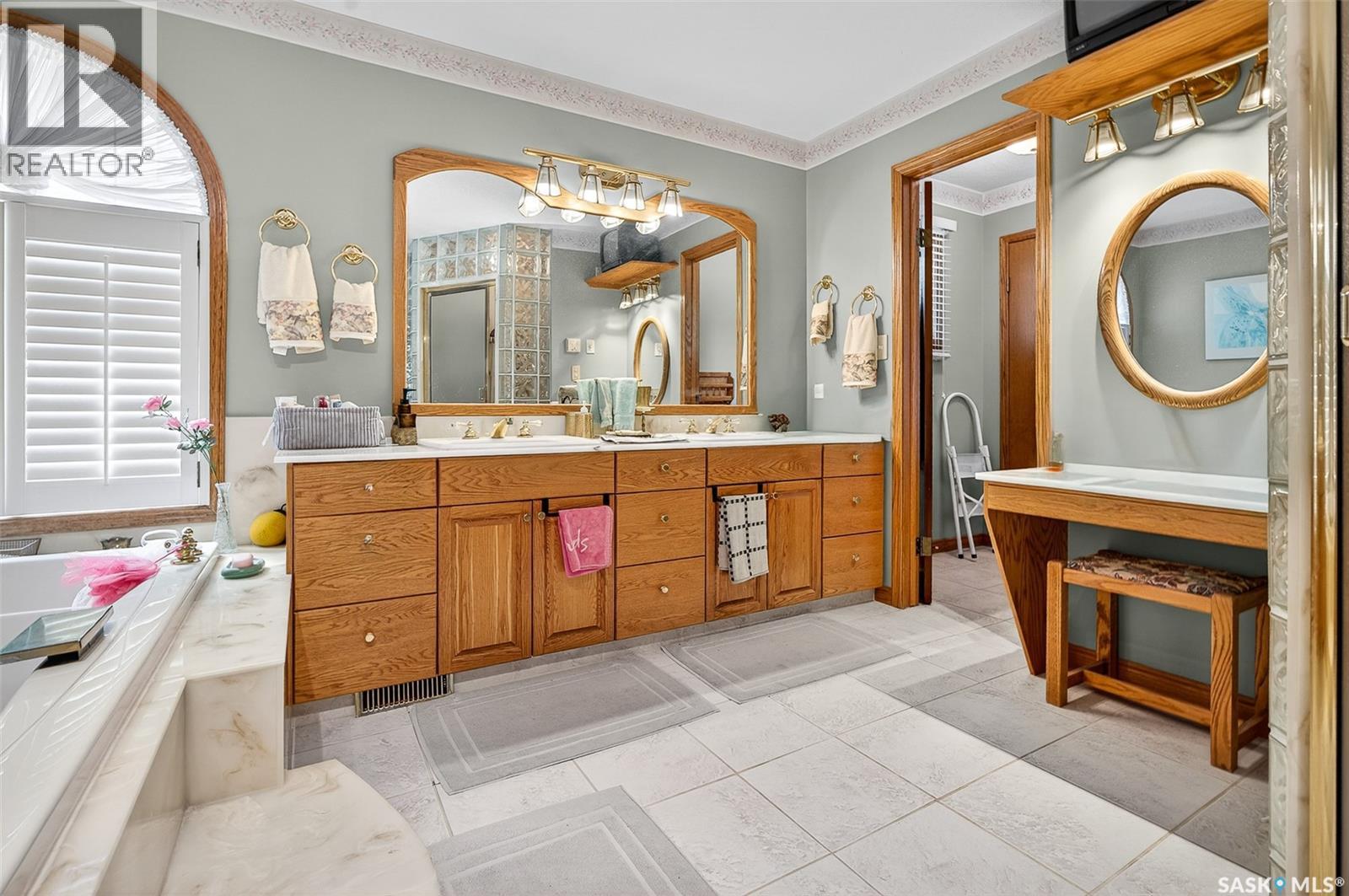 80 BLUEBELL CRESCENT - 30