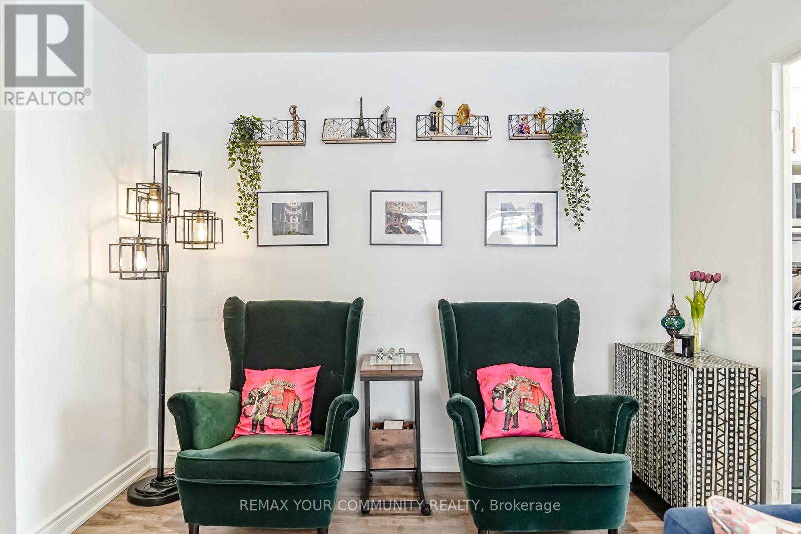 #103 410 MCLEVIN AVENUE - 12
