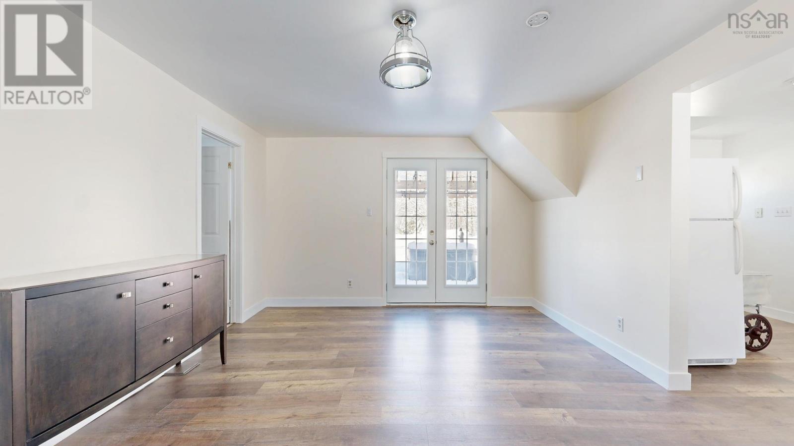 Property 11 of 39 of 4149 Woodstock Road