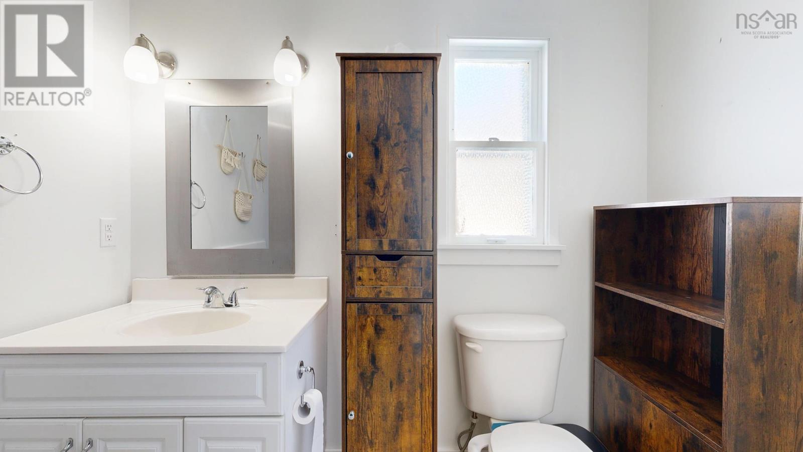 Property 5 of 39 of 4149 Woodstock Road