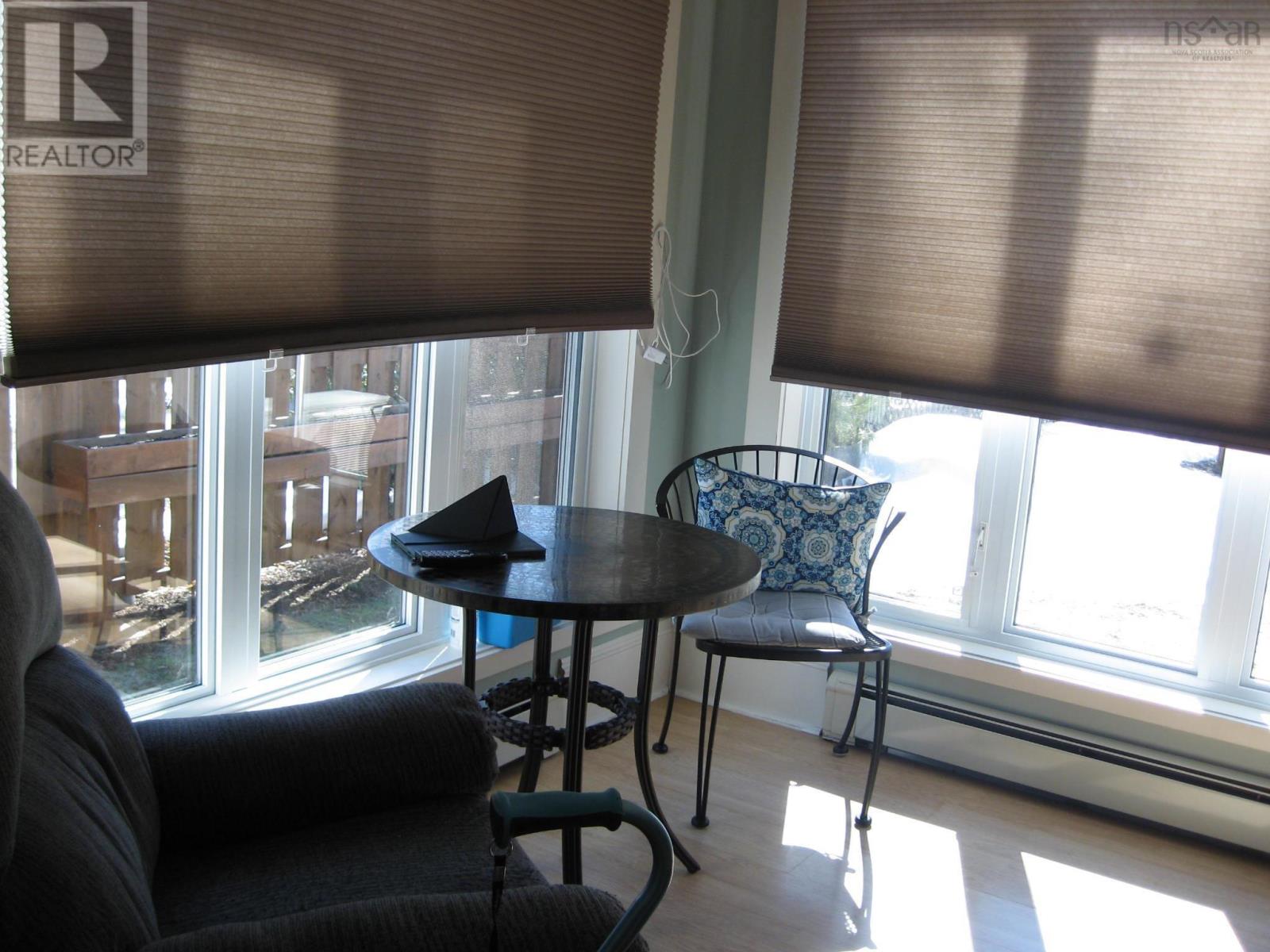 Property 17 of 34 of 40 Park Street