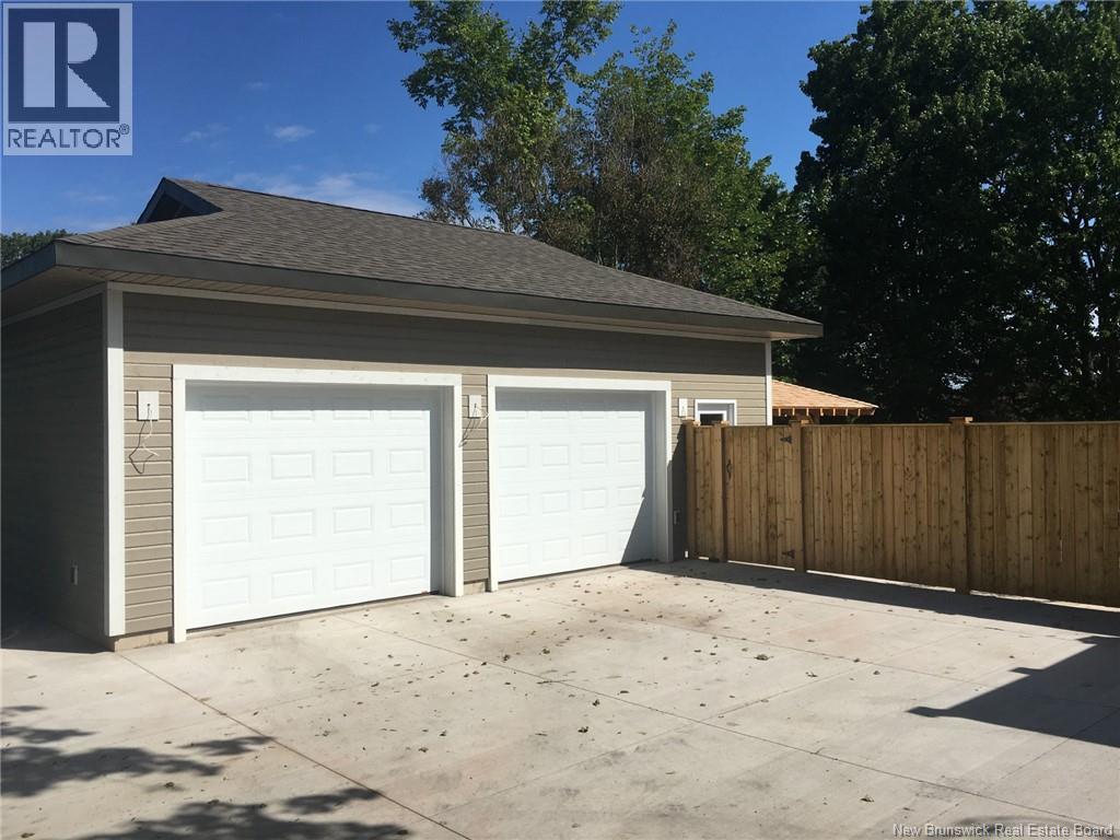 125 ARDEN STREET - 11