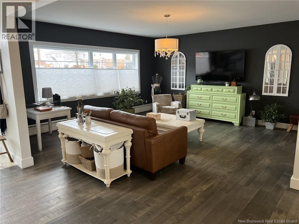 125 ARDEN STREET - 6