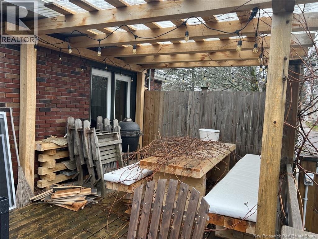 125 ARDEN STREET - 9