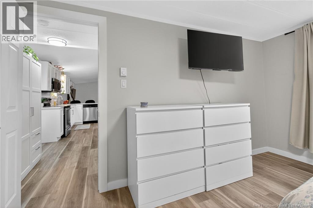 7 KINGFISHER STREET - 21