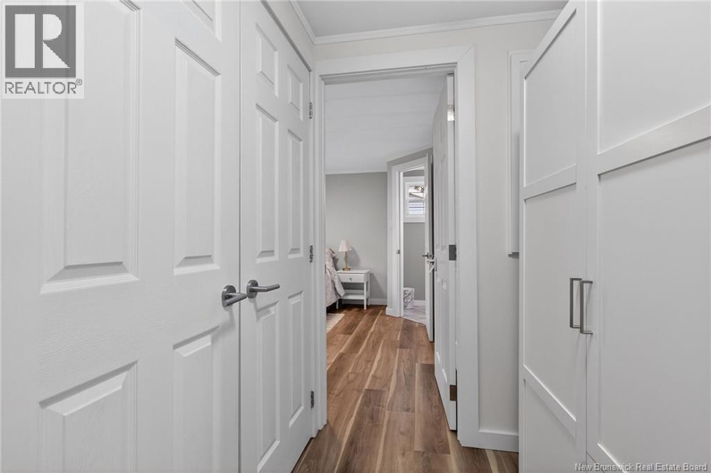 7 KINGFISHER STREET - 18