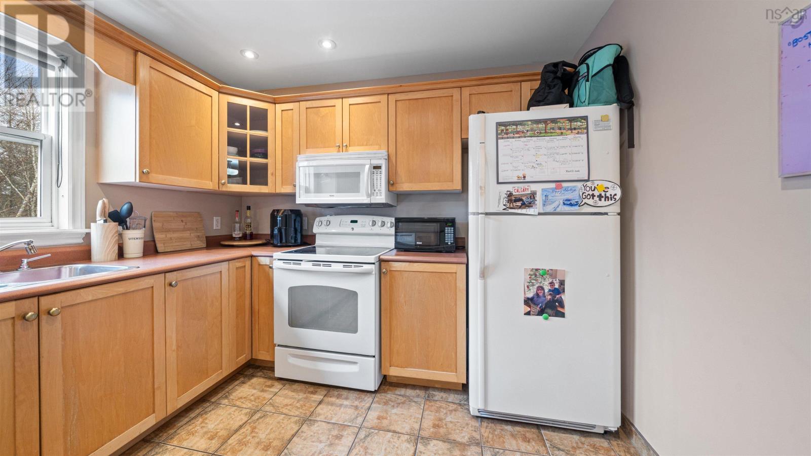 Property 11 of 50 of 85 Brookview Drive