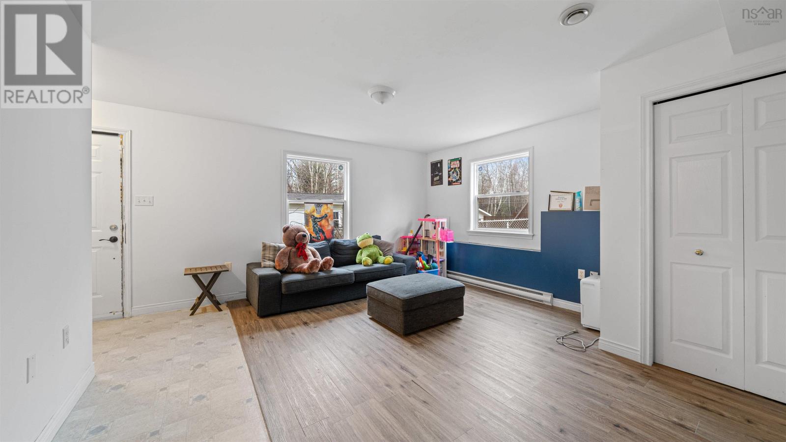 Property 2 of 50 of 85 Brookview Drive