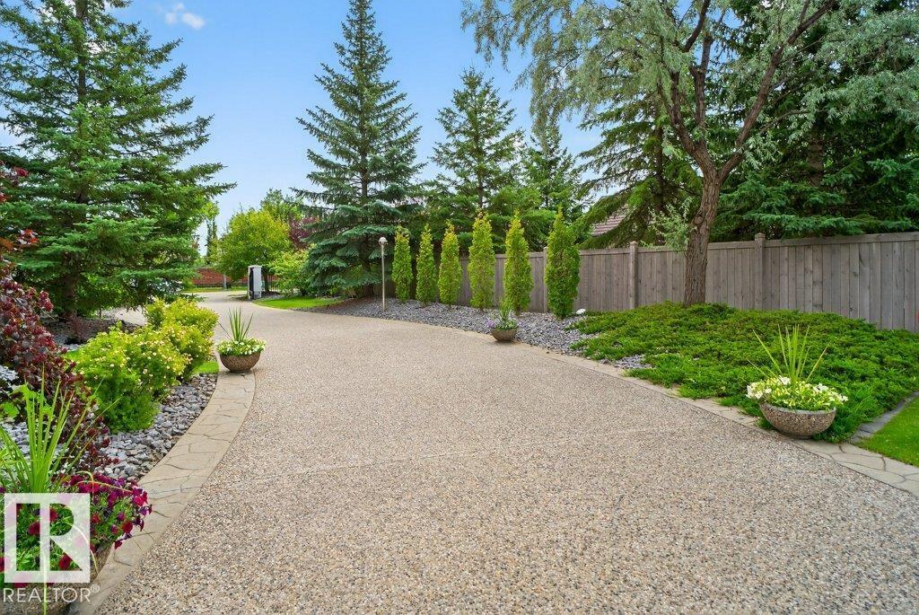 1128 119 ST NW, Edmonton