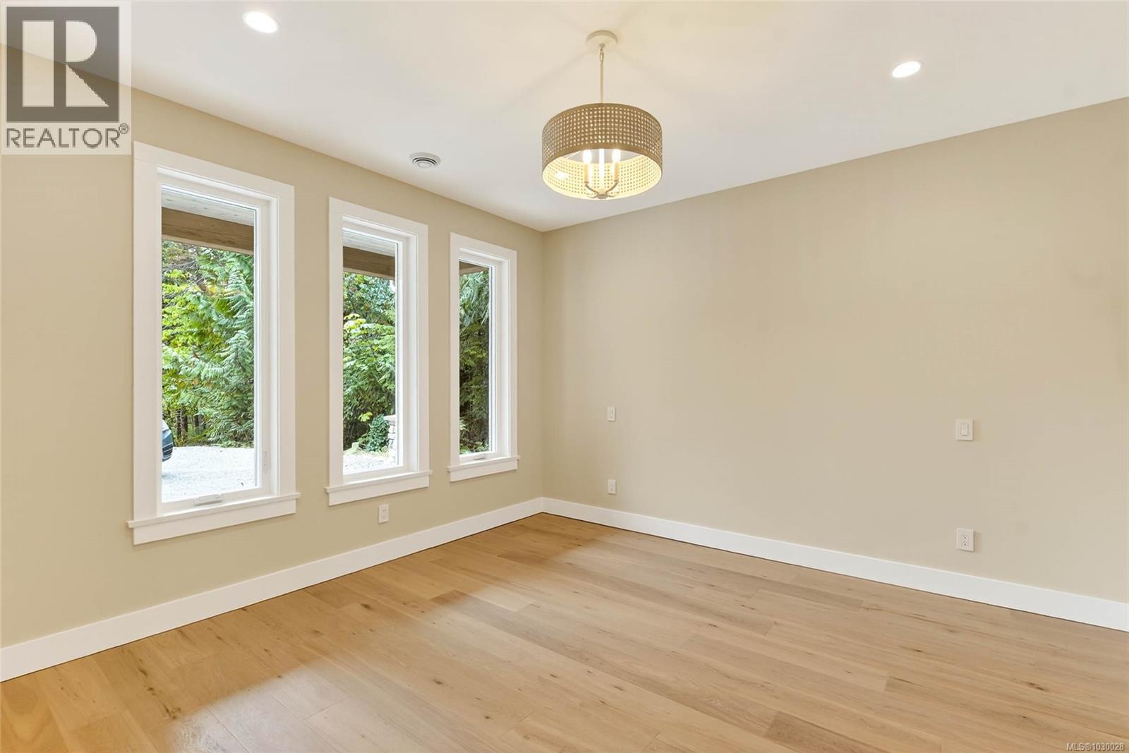 10089 BLOWER RD - 43