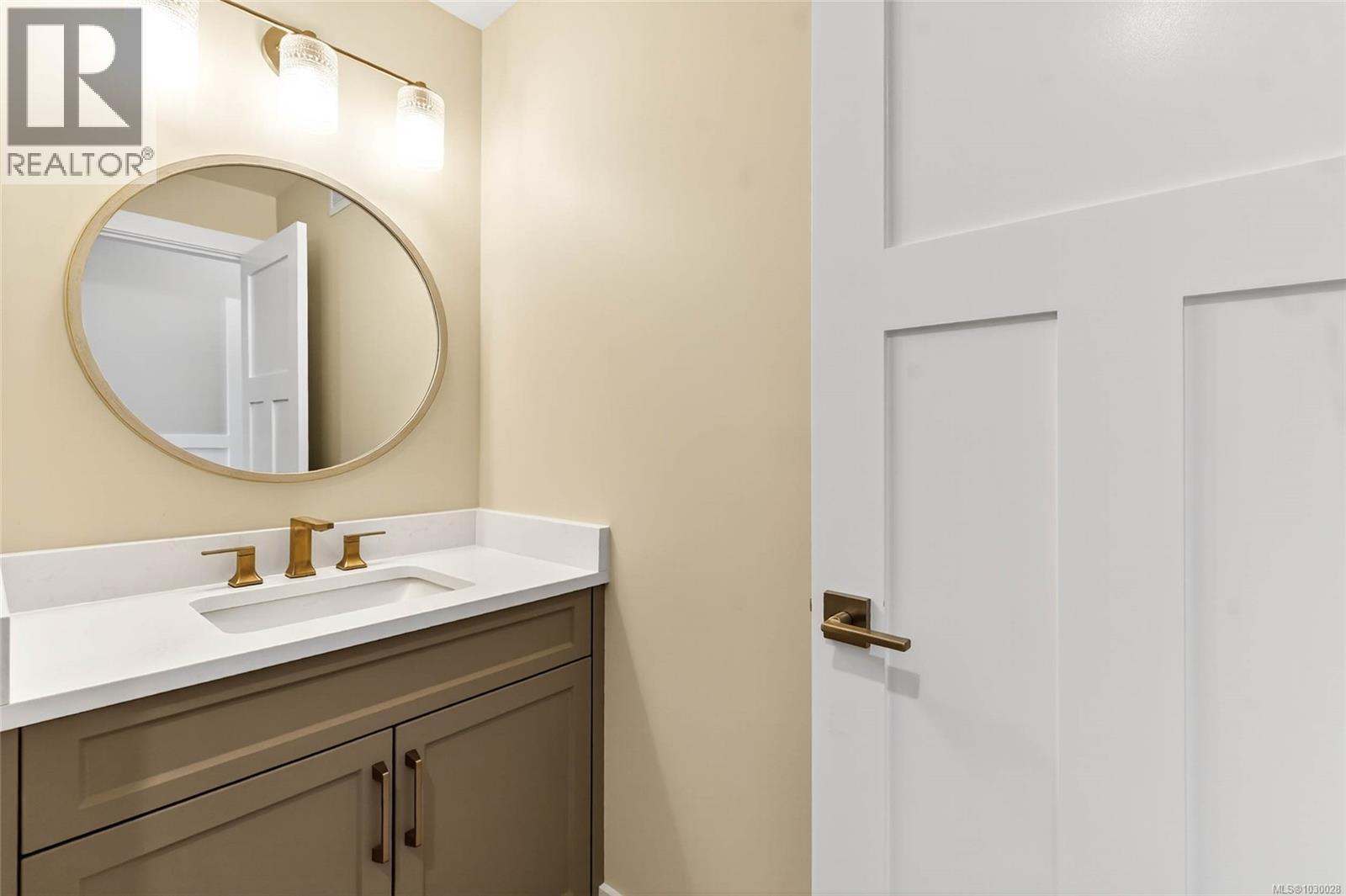 10089 BLOWER RD - 52