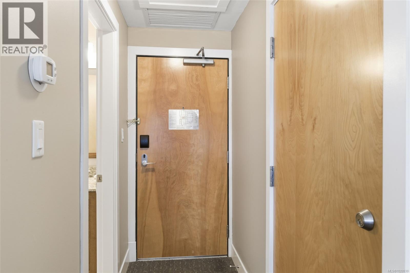 #405D 181 BEACHSIDE DR - 14