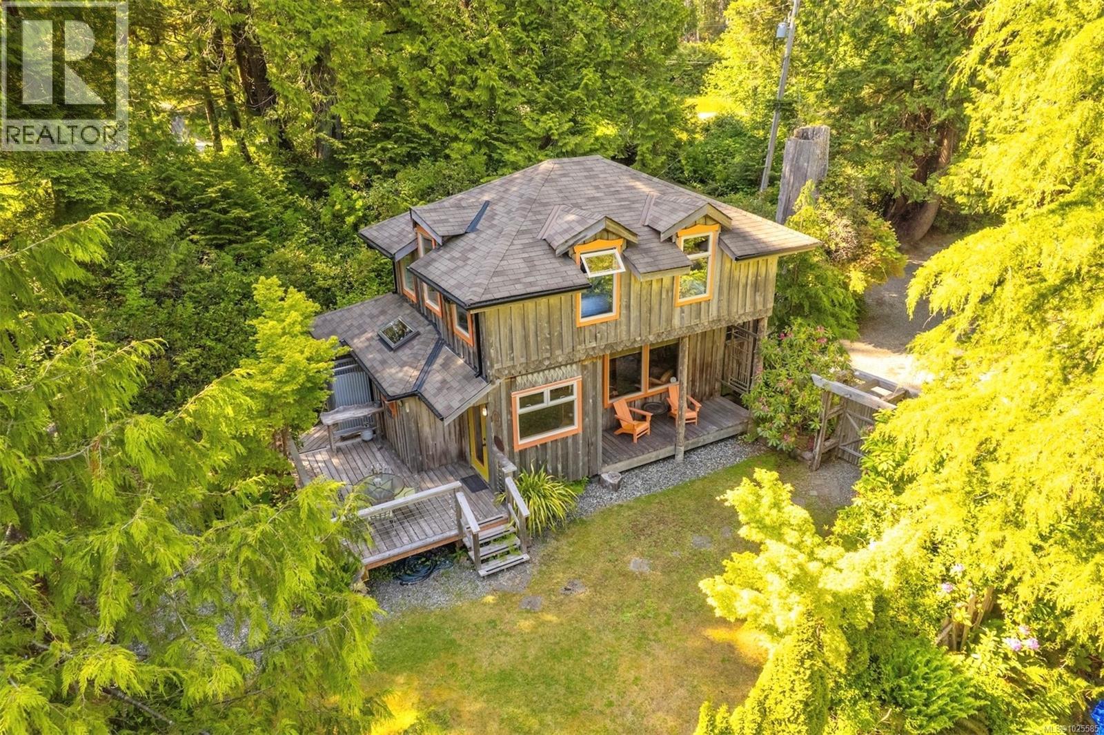 1076 PACIFIC RIM HWY - 5