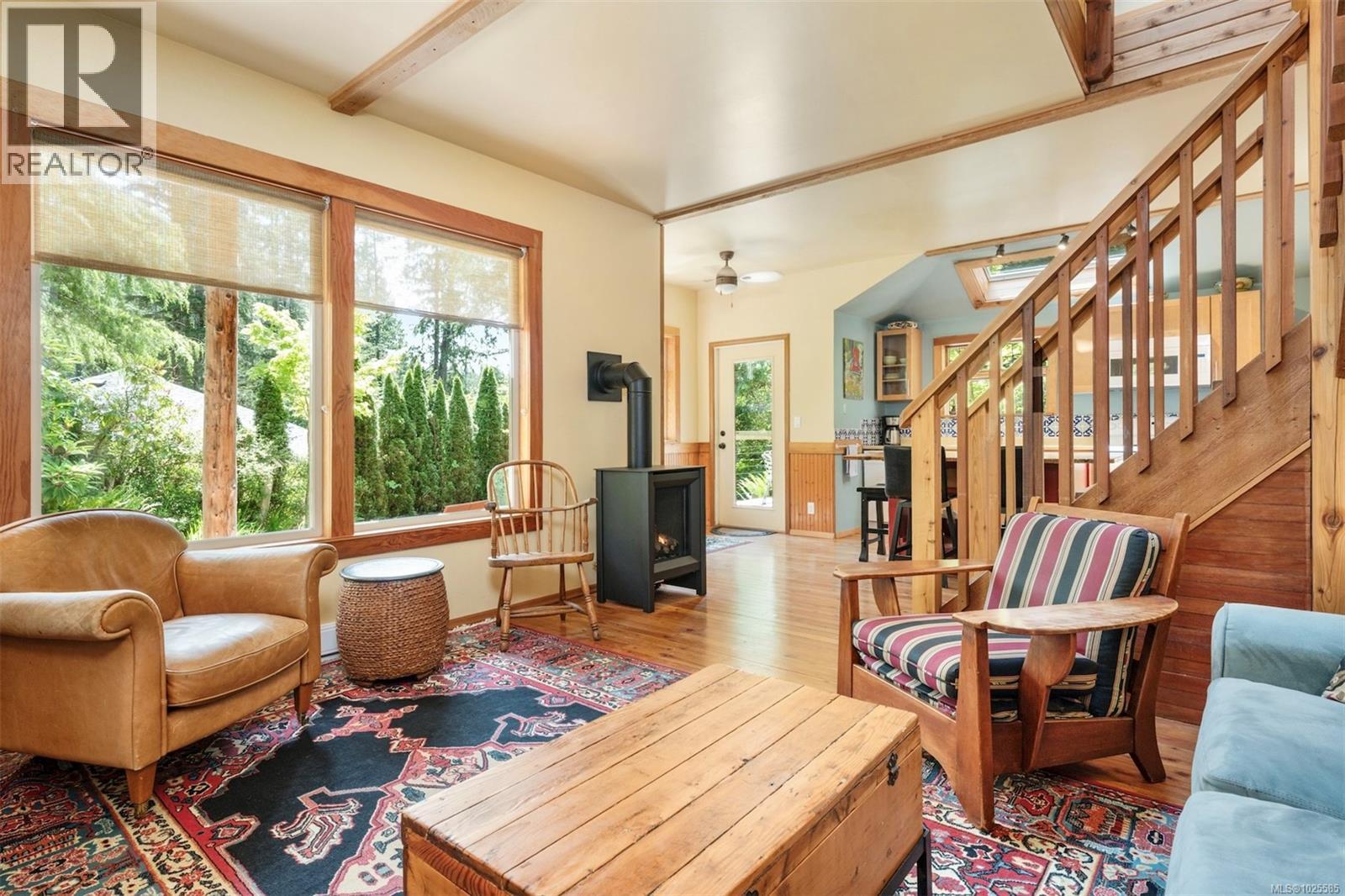 1076 PACIFIC RIM HWY - 8