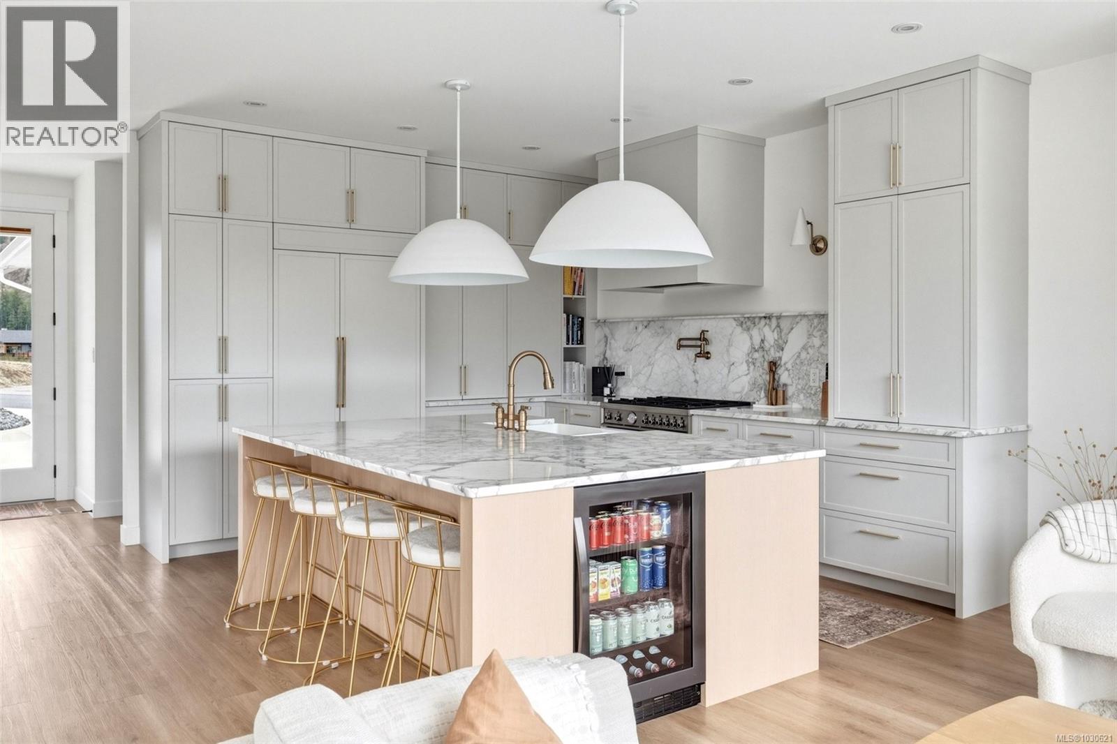 9386 LAKEFRONT RISE - 12