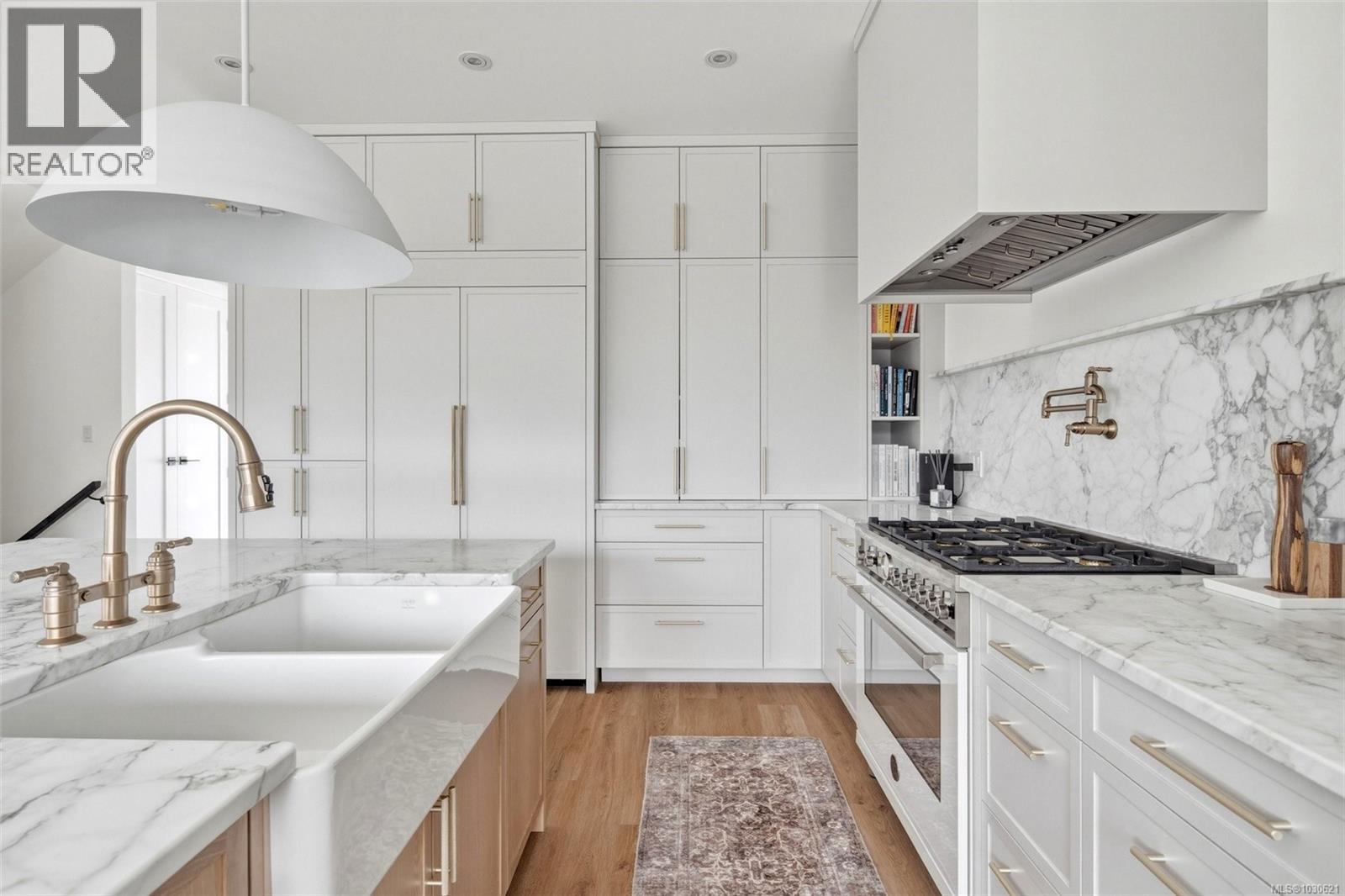 9386 LAKEFRONT RISE - 16