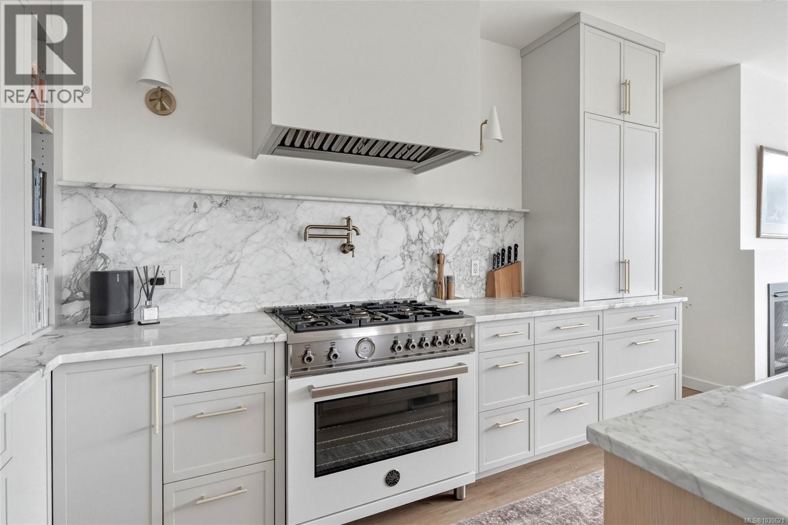 9386 LAKEFRONT RISE - 19