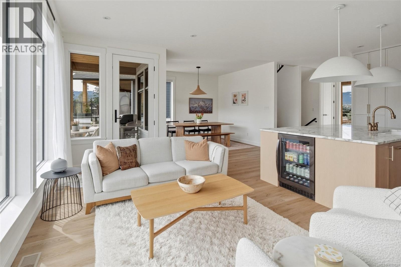 9386 LAKEFRONT RISE - 22