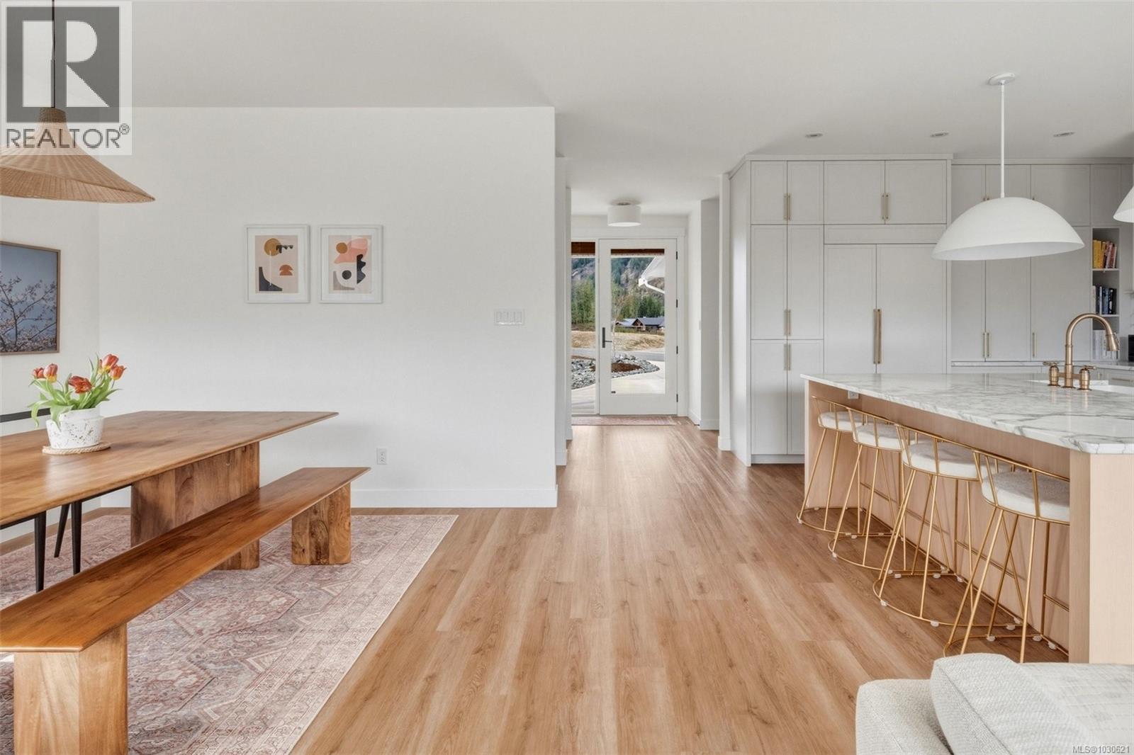 9386 LAKEFRONT RISE - 36