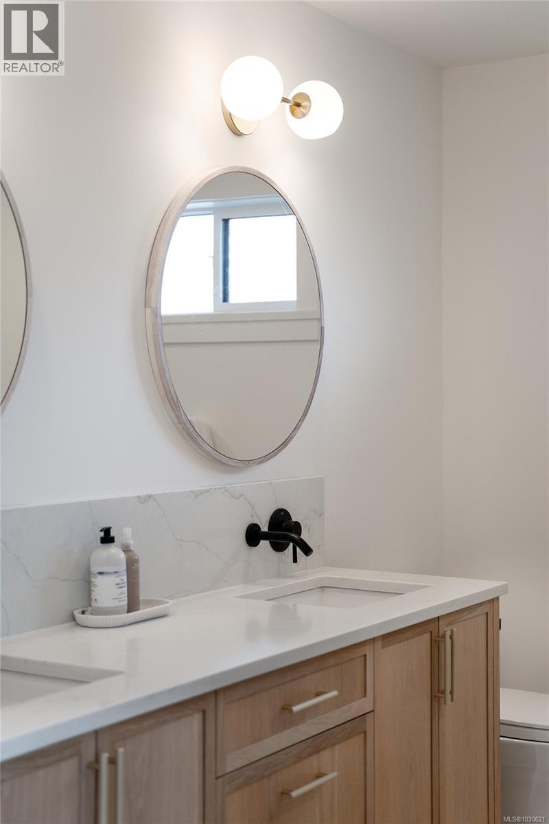 9386 LAKEFRONT RISE - 46