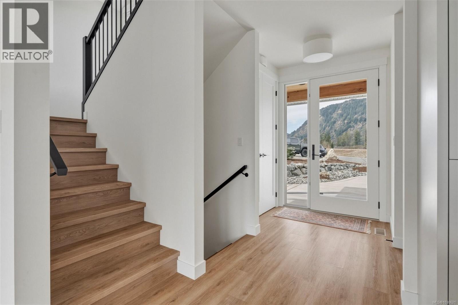 9386 LAKEFRONT RISE - 6