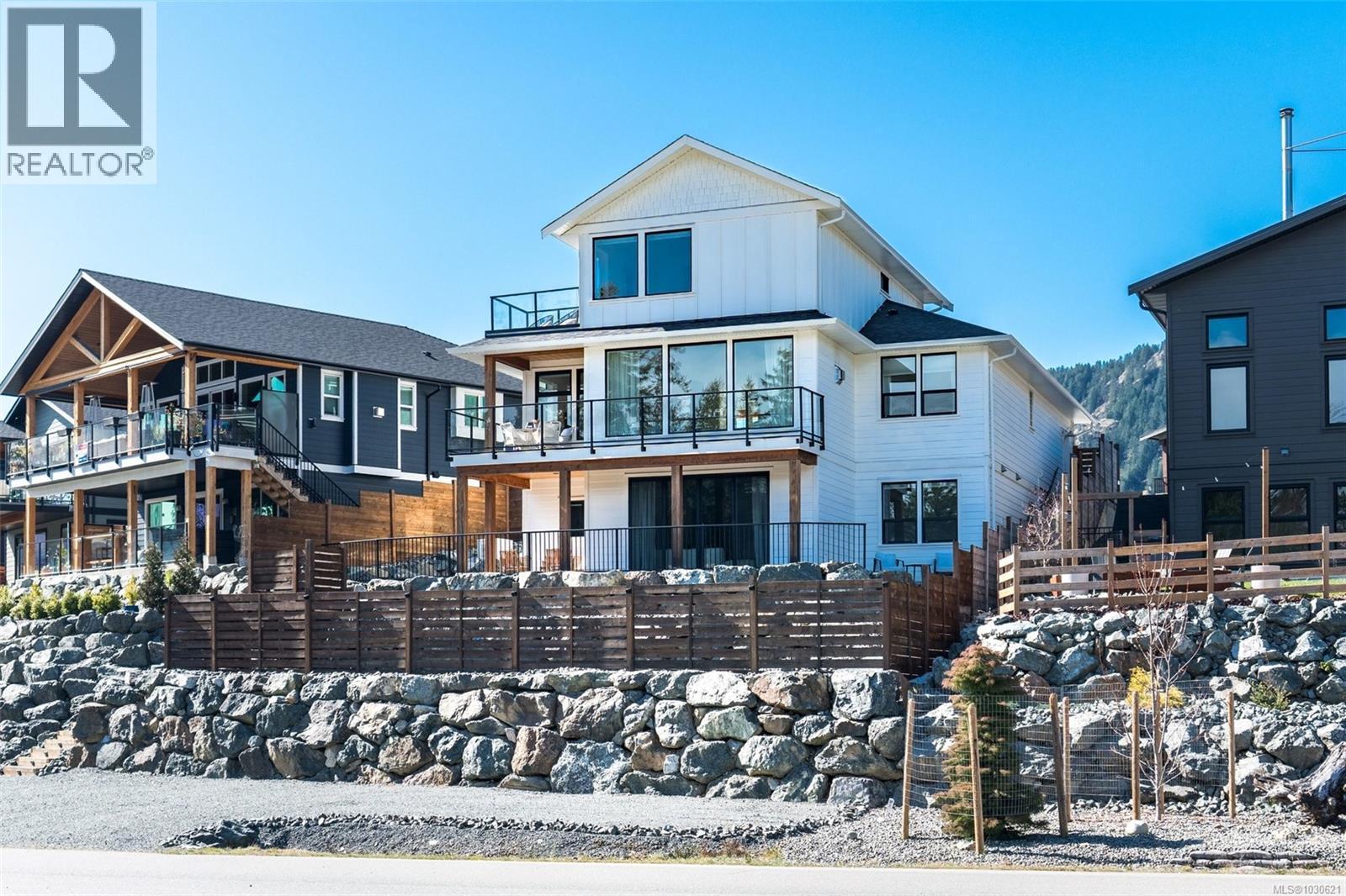 9386 LAKEFRONT RISE - 66