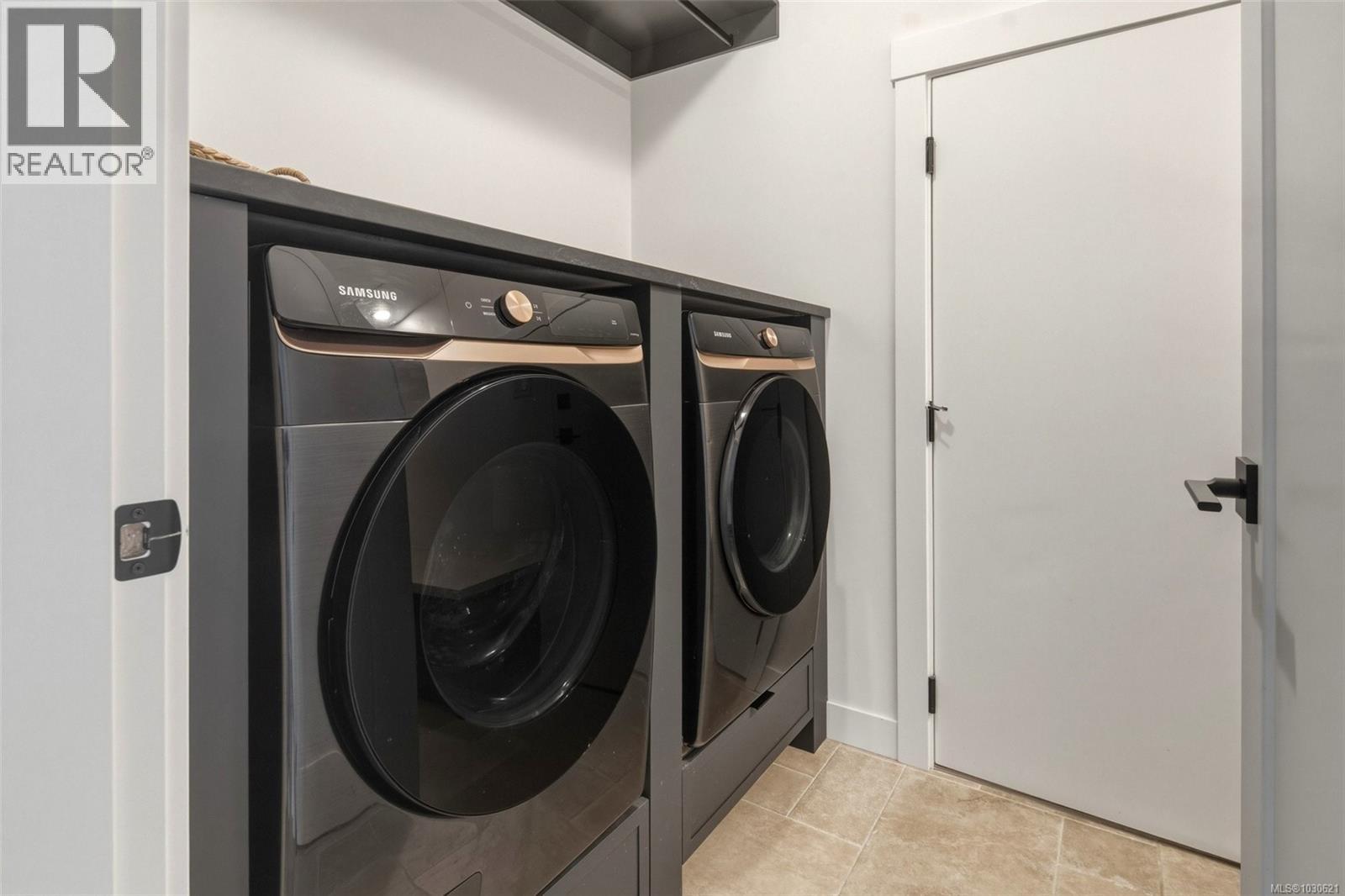 9386 LAKEFRONT RISE - 68